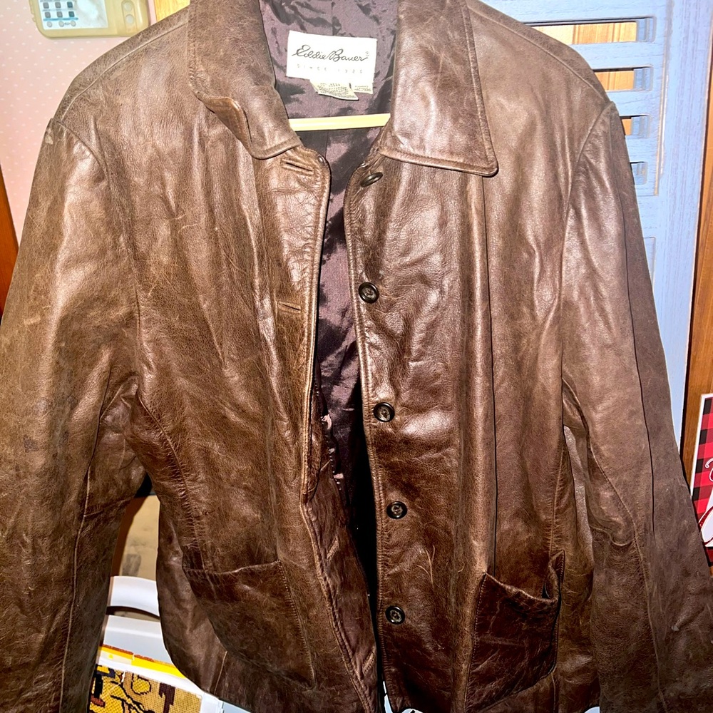 Women’s Vintage Eddie Bauer Leather Jacket-size XXL